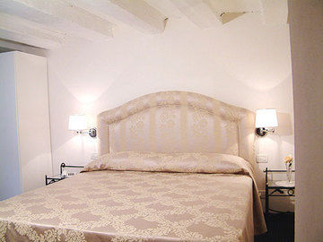 Couette-café Palazzo Rosa 3*
