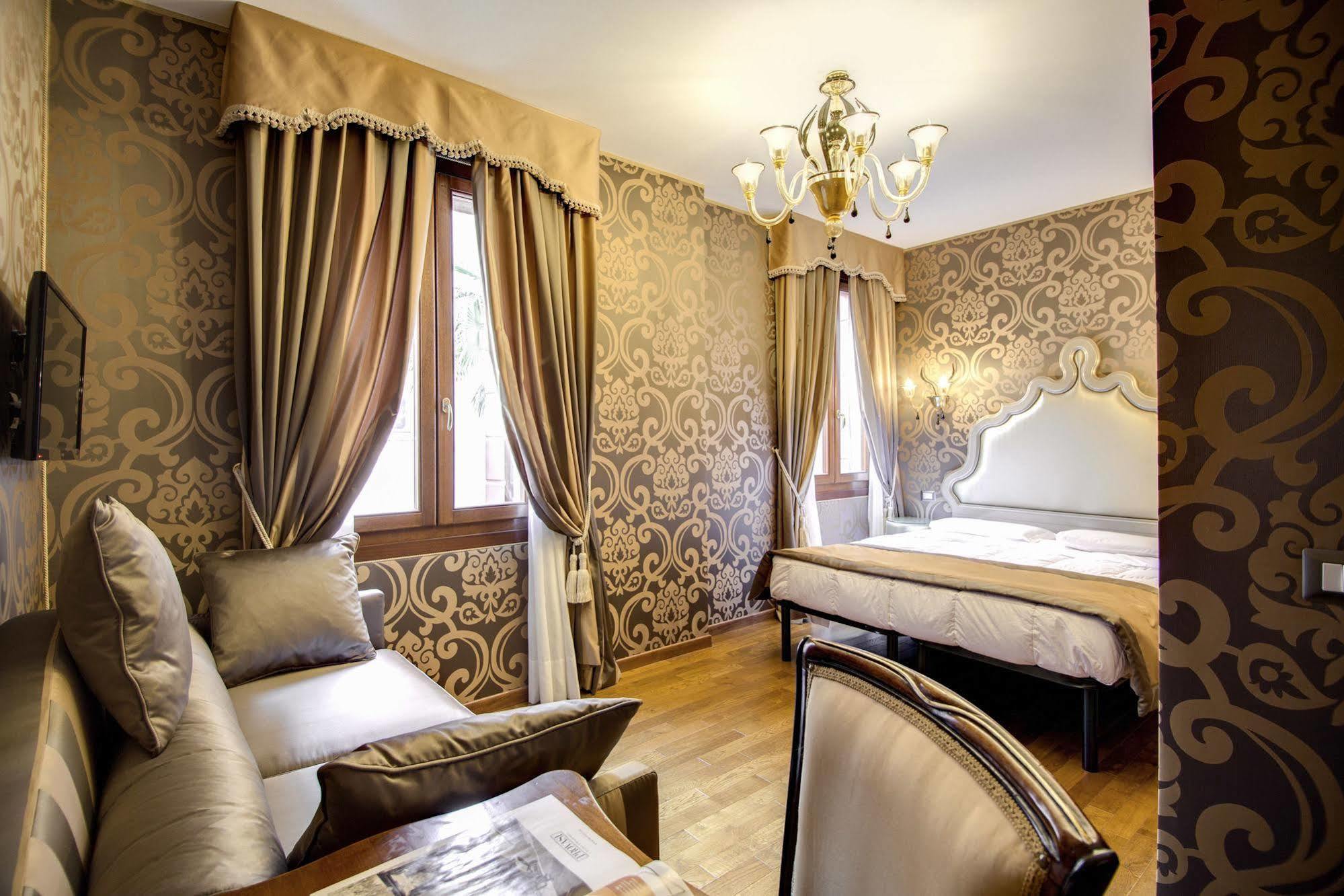 Hotel Domus Cavanis
