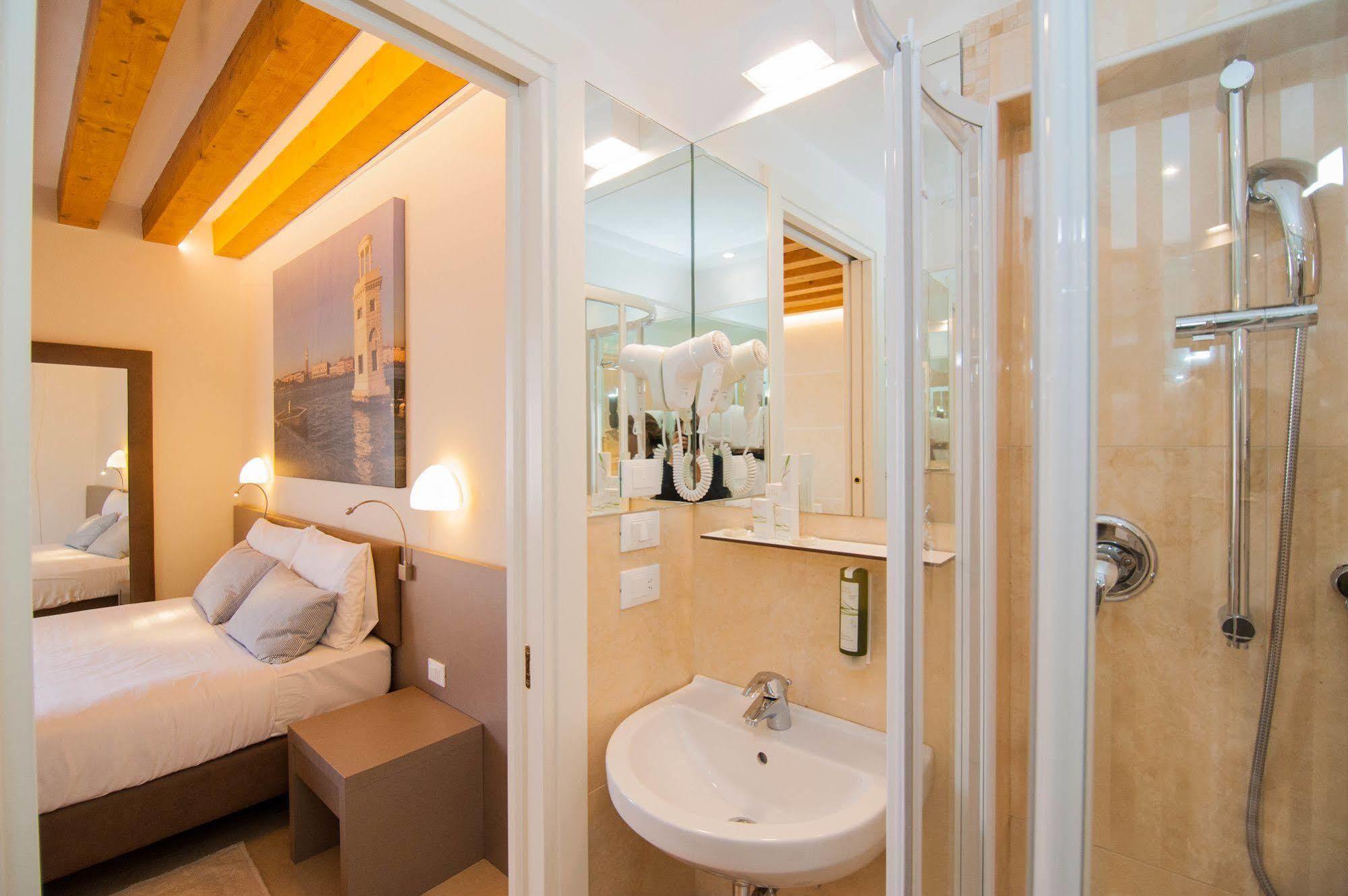 Filù Hotel 3*