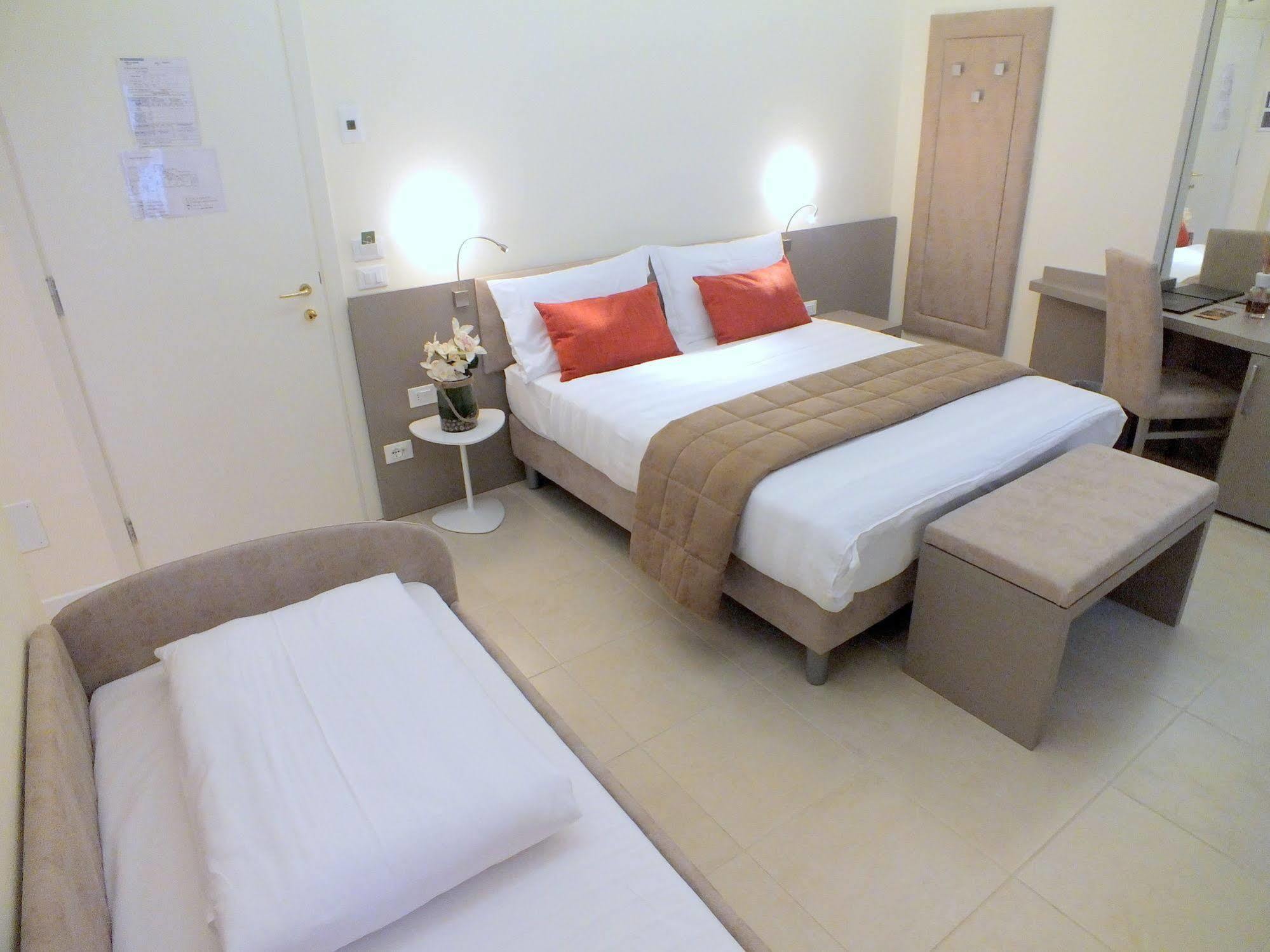 Filù 3* Venise