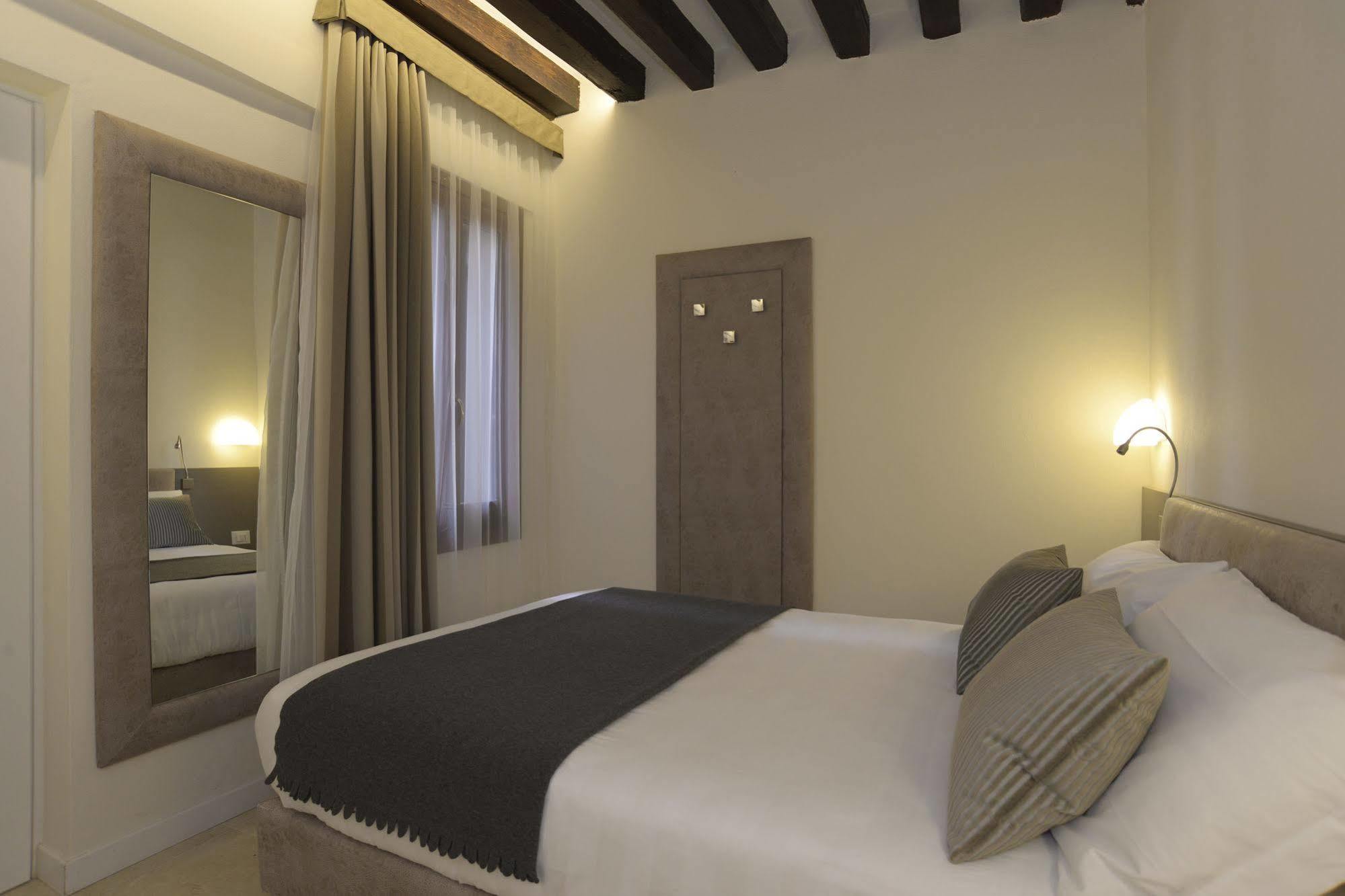 Filù Hotel Venise