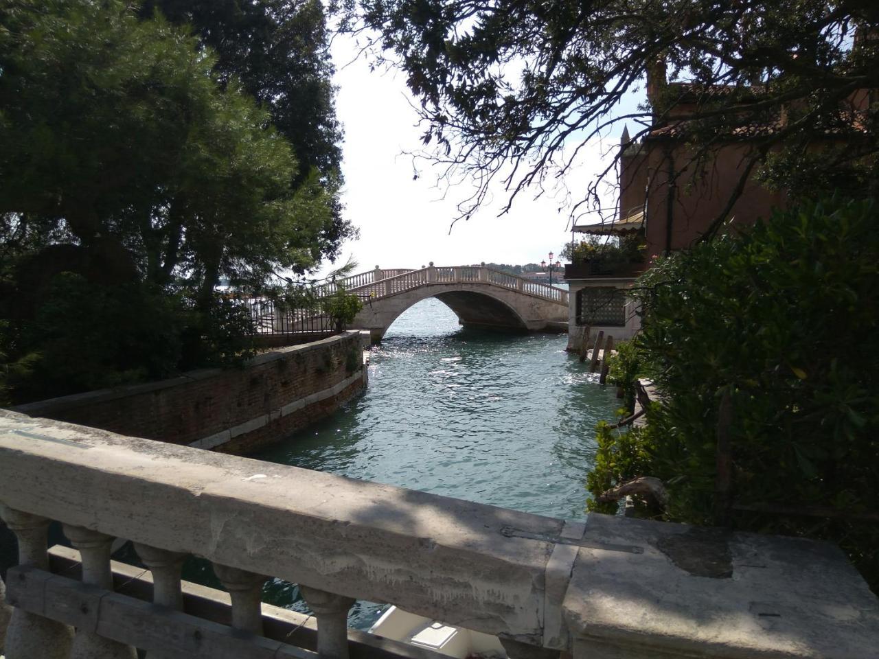 Appartamento Susy Biennale - Canal View And Garden