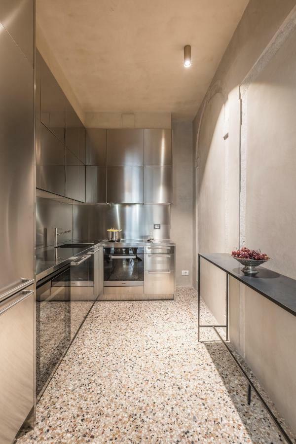 Exquisite Pied-a-terre With Balcony Appartamento Venezia