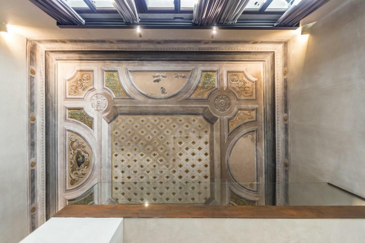 Appartamento Exquisite Pied-a-terre With Balcony *