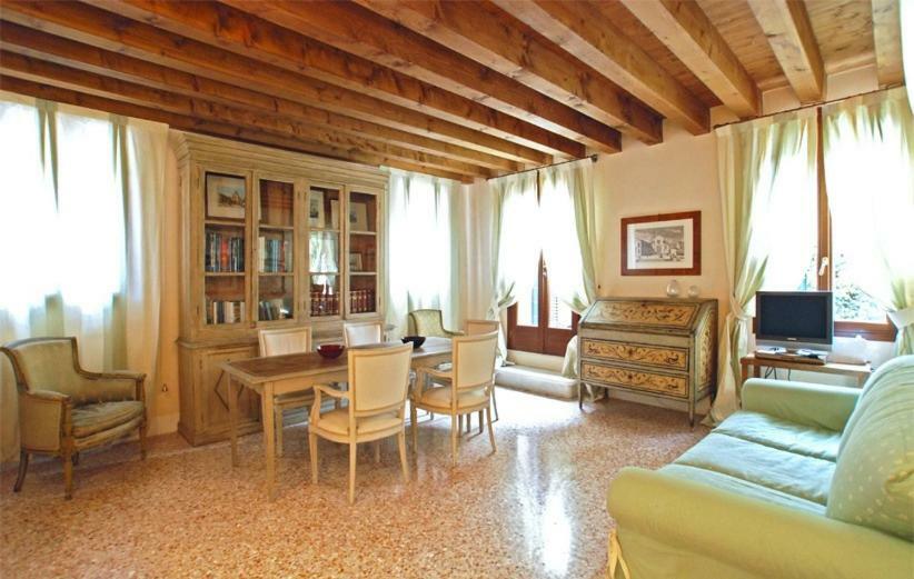 Casa Contarini *