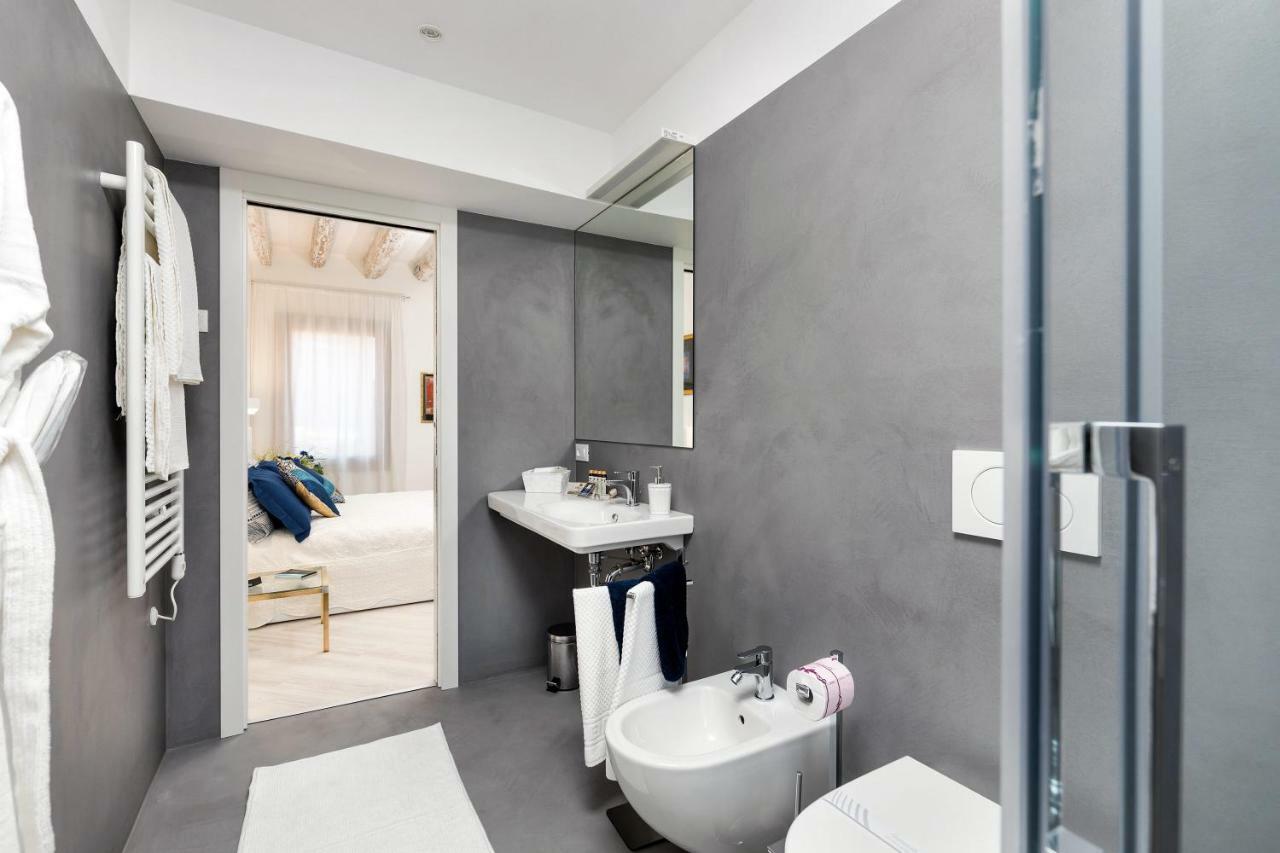 Heaven Biennale, The Elegant Appartement *