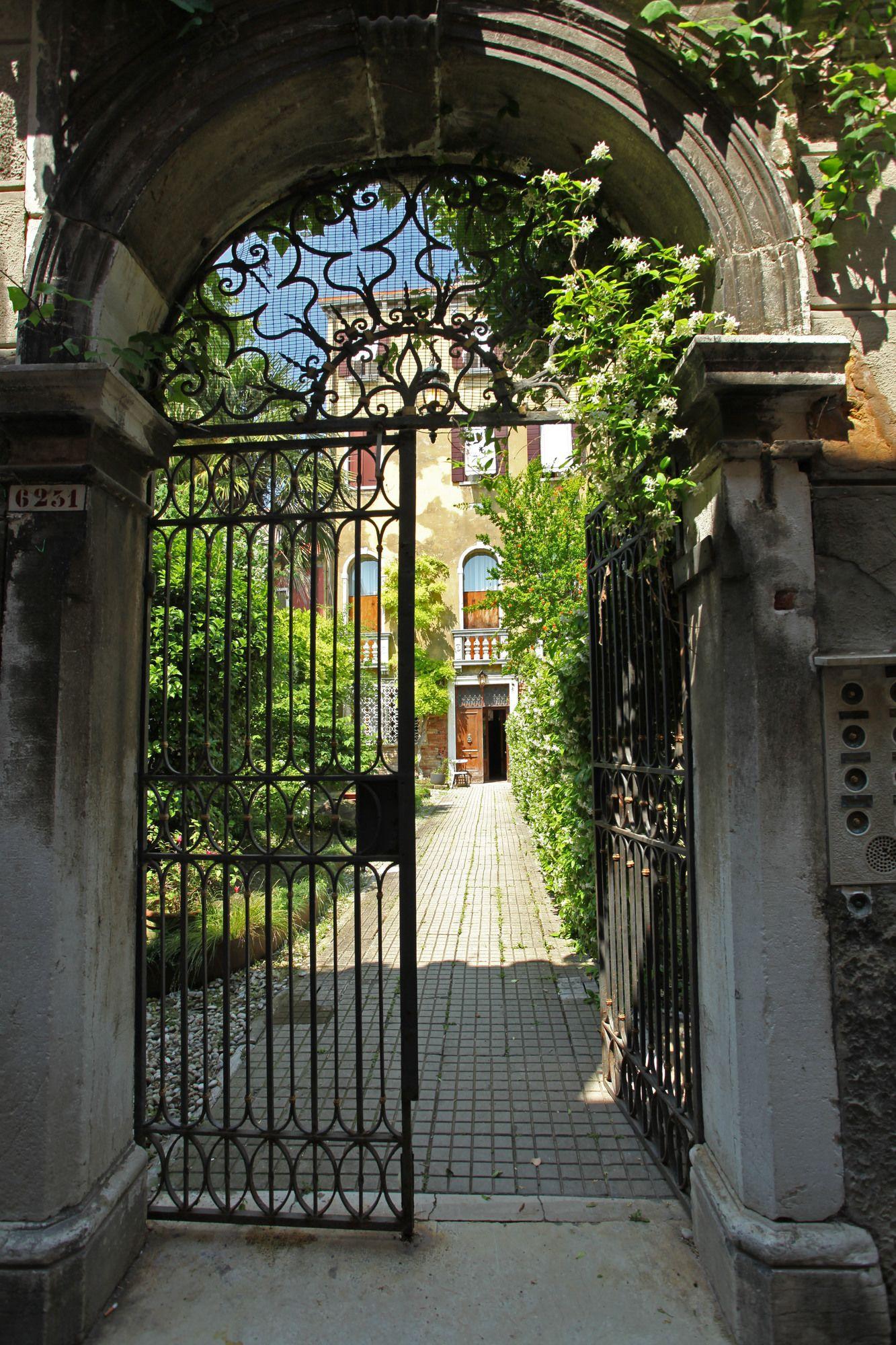 Testa - Wr * Venise